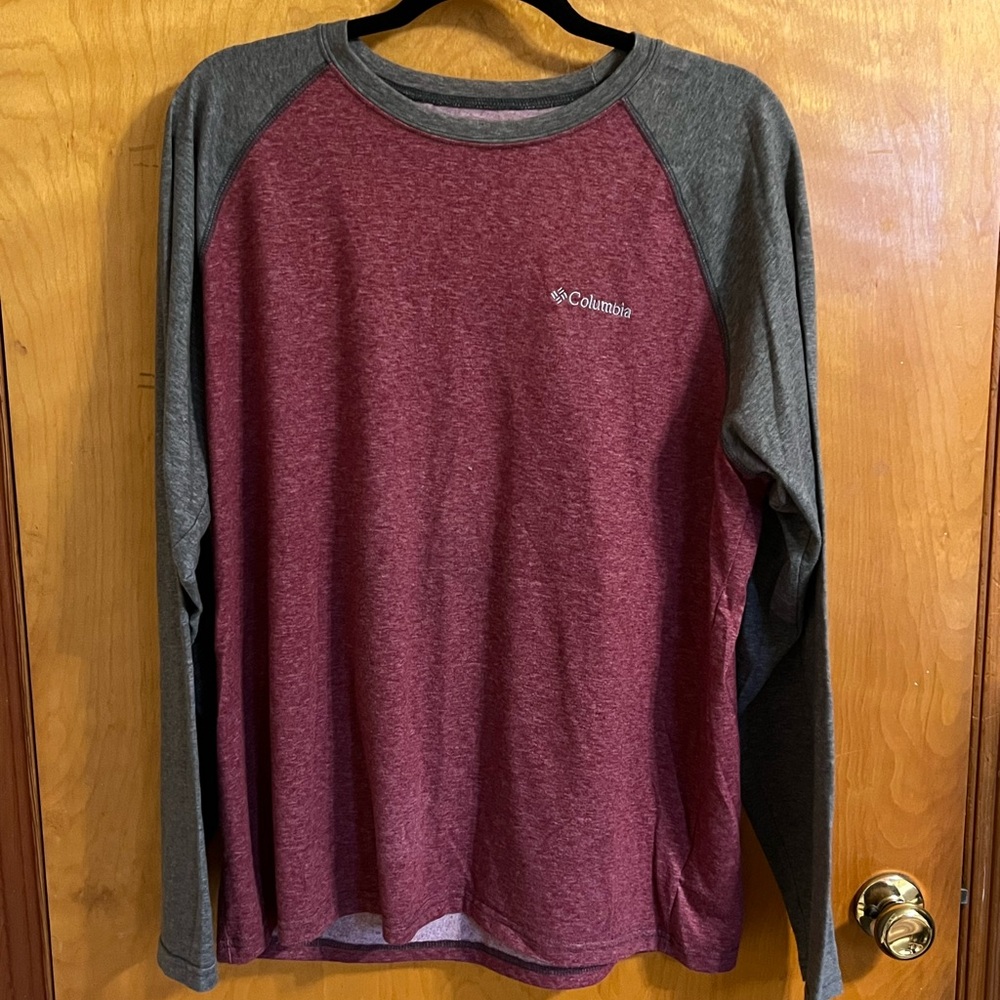 Columbia Men's Red and Gray Long Sleeve Shirt
